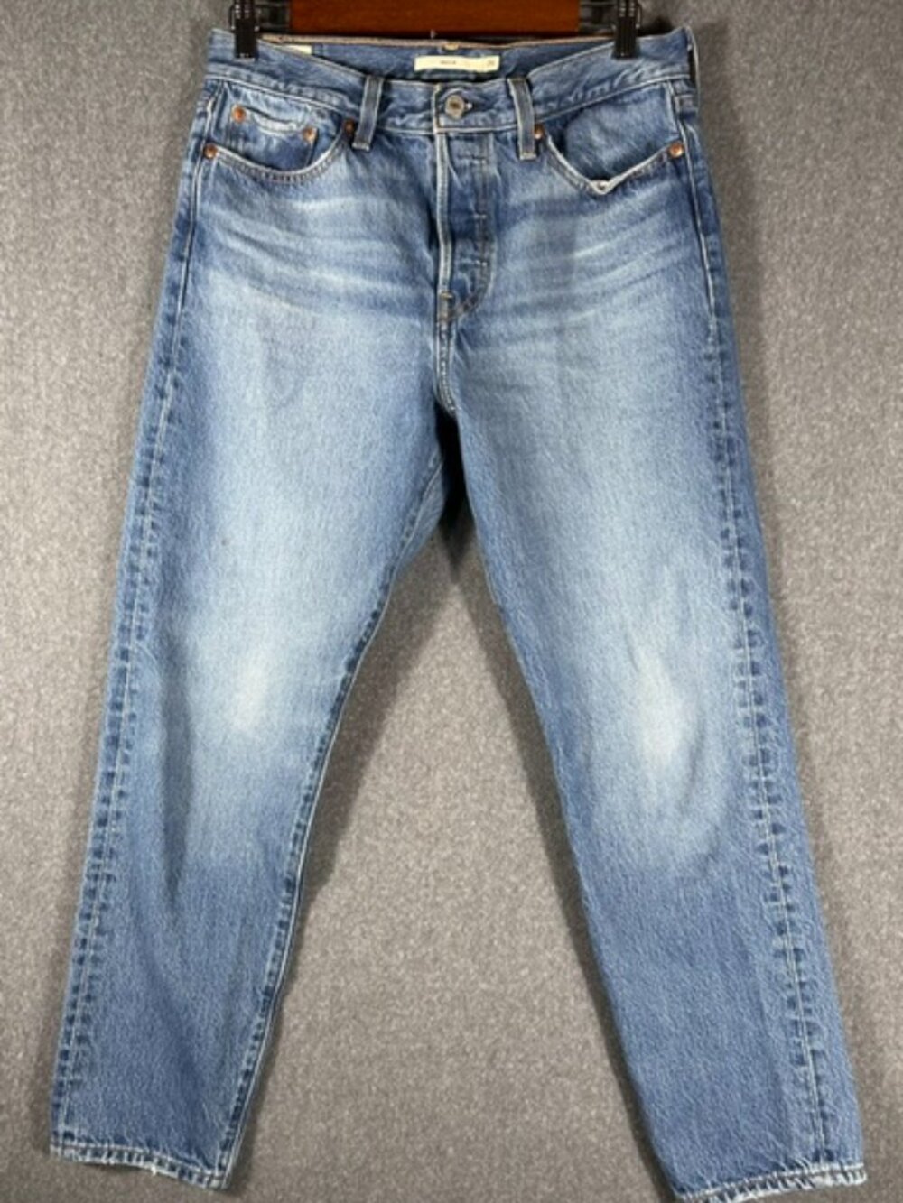 Levi's Wedgie Straight Leg Jeans Womens Sz 29 Blue Midwash Button Fly 29x28